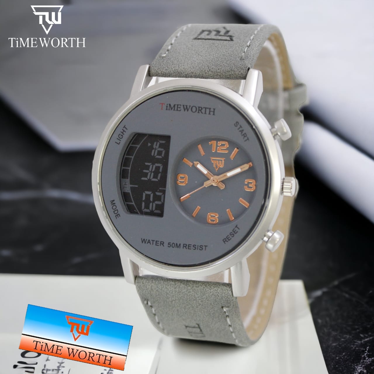 Timeworth Round Dial Stylish Watch